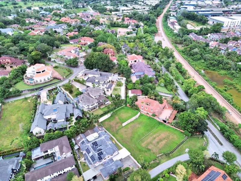 Tanah Kediaman untuk Dijual di Country Heights (Kajang) - Faizul Zamrod - Exterior - PropertyGuru.com.my