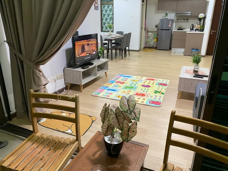 Kondominium untuk Dijual di PARC Regency (Residensi Masai) - Daniel Yong - Living Room - PropertyGuru.com.my