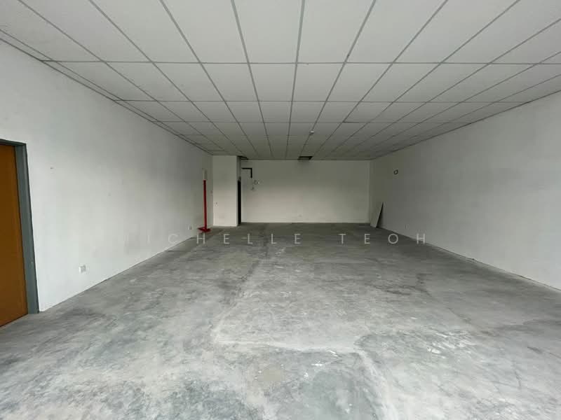 Semi-D Factory for Rent in Serdang (Seri Kembangan) - Michelle Teoh - Interior - PropertyGuru.com.my