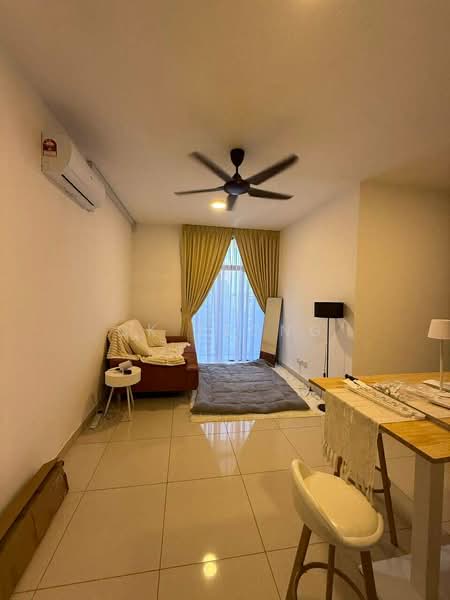 Kondominium untuk Disewa di Altris Residences @ The Quartz WM - CK Teong - Living Room - PropertyGuru.com.my