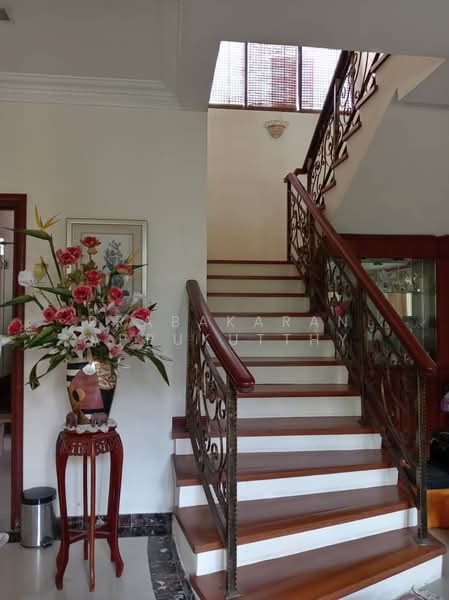 Rumah Banglo untuk Dijual di Taman Ampang Utama (Ampang) - Prabakaran Appukutthy - Interior - PropertyGuru.com.my