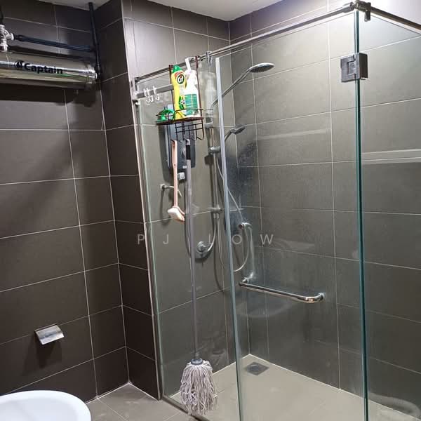 Condominium for Rent at Mutiara Ville - PJ Low - Bathroom - PropertyGuru.com.my