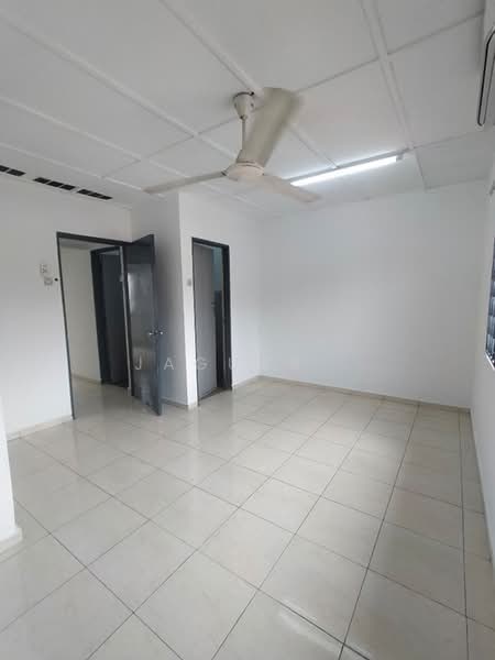 Rumah Teres 2 Tingkat untuk Disewa di Taman Serdang Raya (Seri Kembangan) - Jaguar . - PropertyGuru.com.my
