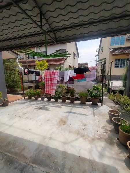 Rumah Teres 2 Tingkat untuk Disewa di Taman Serdang Raya (Seri Kembangan) - Jaguar . - PropertyGuru.com.my
