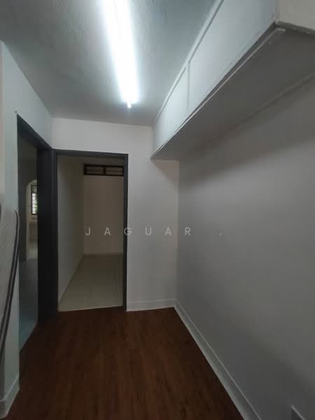 Rumah Teres 2 Tingkat untuk Disewa di Taman Serdang Raya (Seri Kembangan) - Jaguar . - PropertyGuru.com.my