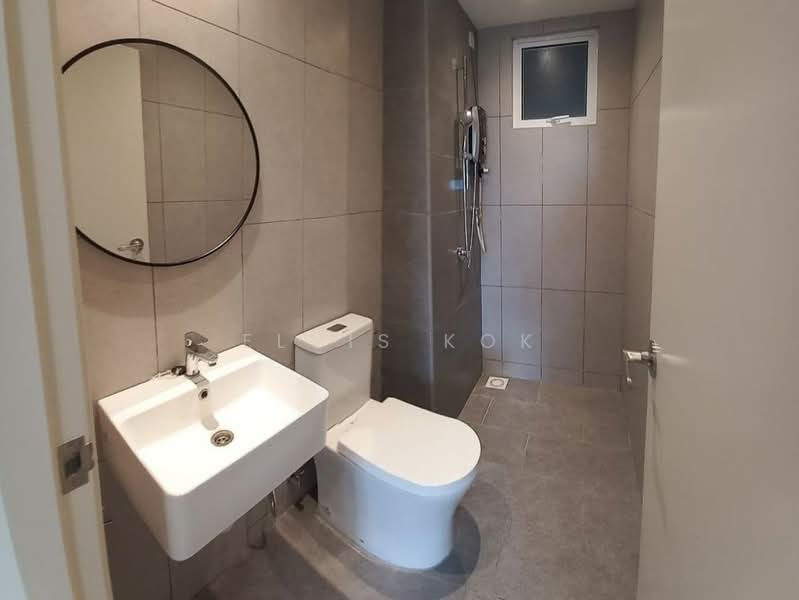 Service Residence for Sale at Tuan 2egacy - Elvis Kok - Bathroom - PropertyGuru.com.my