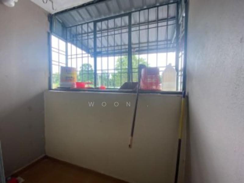 Apartment for Sale at Padang Jambu - Woon . - Balcony - PropertyGuru.com.my