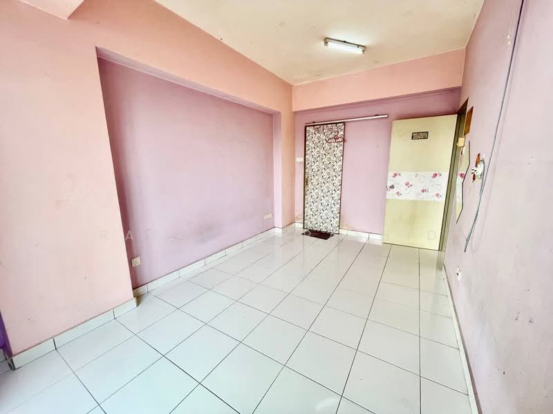 Kondominium untuk Dijual di Radius Residence - Rashdan Rashid - PropertyGuru.com.my