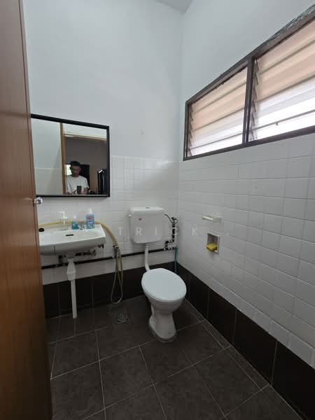 Rumah Berkembar untuk Dijual di Tanjung Tokong (Penang) - Patrick . - Bathroom - PropertyGuru.com.my