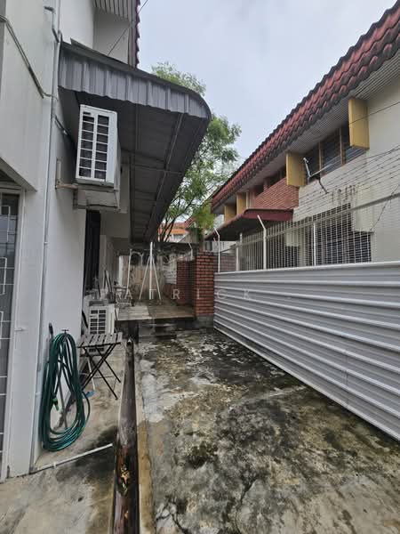 Rumah Berkembar untuk Dijual di Tanjung Tokong (Penang) - Patrick . - Exterior - PropertyGuru.com.my