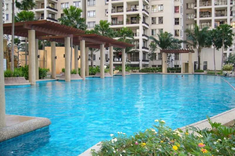 Kondominium untuk Dijual di Royal Domain Sri Putramas 2 - Lisa Azila - Pool - PropertyGuru.com.my