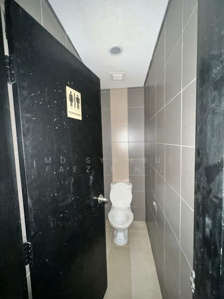 Kedai untuk Disewa di Cyberjaya (Selangor) - Md Syahrul Faez Bin Manan - Bathroom - PropertyGuru.com.my