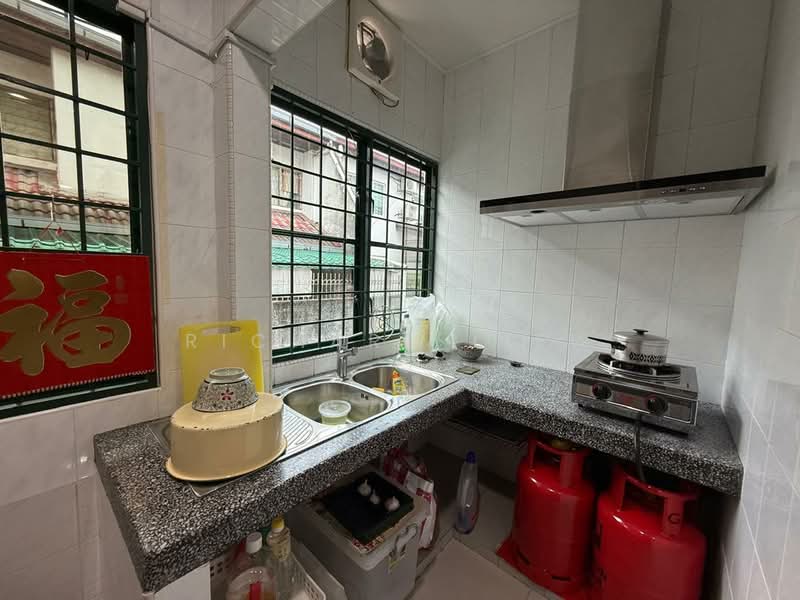 2-storey Terraced House for Sale in SS4 (Petaling Jaya) - Richard Liew - Kitchen - PropertyGuru.com.my