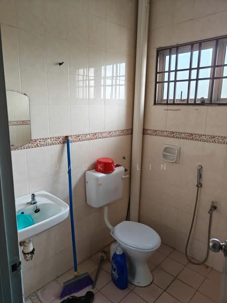 2-storey Terraced House for Sale in Taman Mutiara Bukit Kemuning (Shah Alam) - Jacky Lin - Bathroom - PropertyGuru.com.my