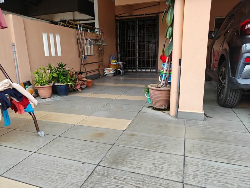 2-storey Terraced House for Sale in Taman Mutiara Bukit Kemuning (Shah Alam) - Jacky Lin - Exterior - PropertyGuru.com.my