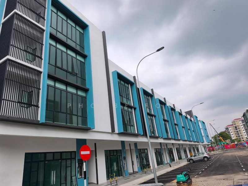 Shop / Office for Rent in Bandar Baru Permas Jaya (Permas Jaya) - Phoebe Foo - Exterior - PropertyGuru.com.my