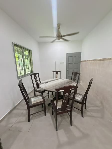 2-storey Terraced House for Sale in Bandar Tasik Puteri (Rawang) - Daniel Yong - Dining Room - PropertyGuru.com.my