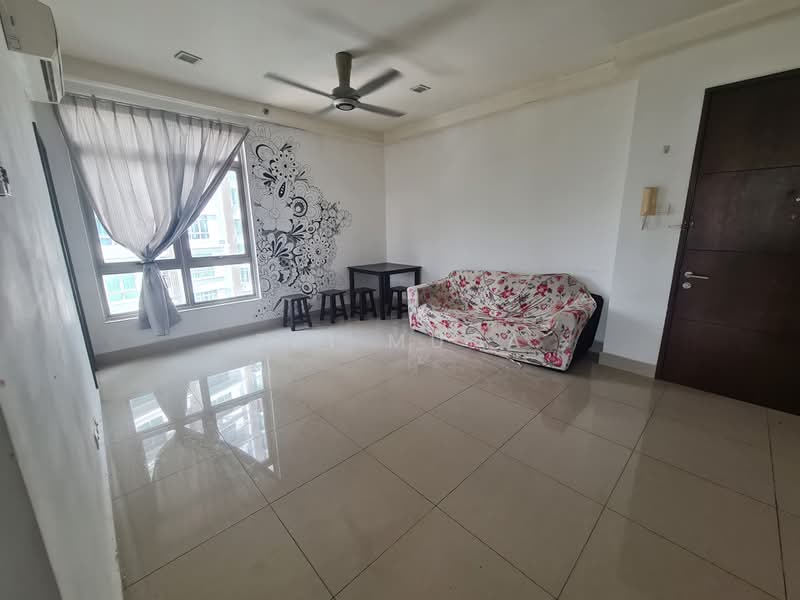 Service Residence for Rent at Shaftsbury Residence - Zai Muda - PropertyGuru.com.my