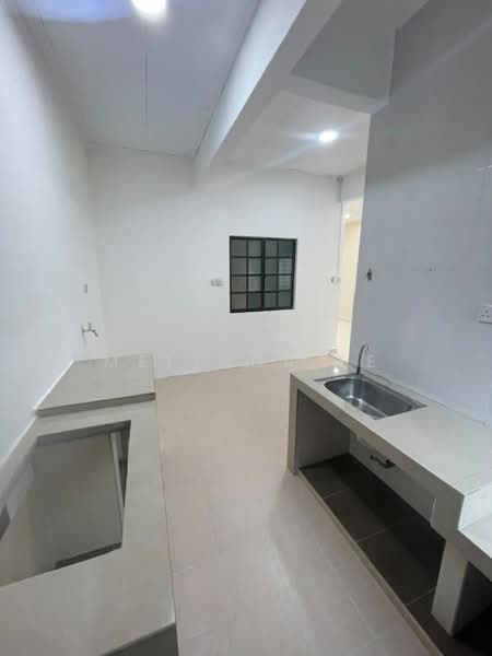 Rumah Teres 1-Tingkat untuk Dijual di Kangkar Pulai (Skudai) - Melinda Ee - Kitchen - PropertyGuru.com.my