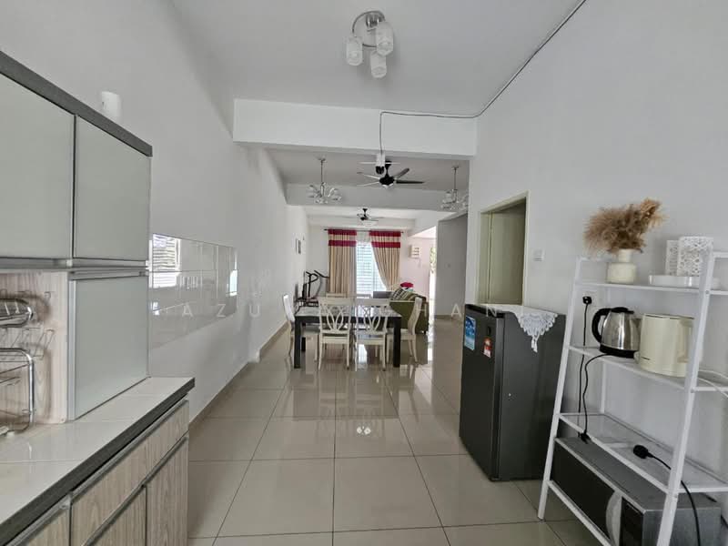 Rumah Teres 2 Tingkat untuk Dijual di Kepala Batas (Penang) - Azura Ghani - Kitchen - PropertyGuru.com.my