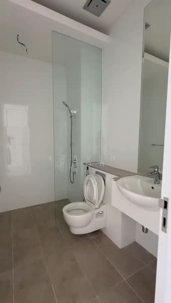 Service Residence for Sale at Senada Residence @ KLGCC Resort - Kraven Poon - Bathroom - PropertyGuru.com.my