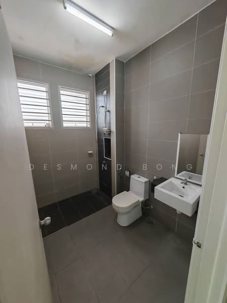 Rumah Teres 2-Tingkat untuk Dijual di Taman Seri Austin (Tebrau) - Desmond Bong - Bathroom - PropertyGuru.com.my