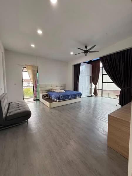 Semi-Detached House for Sale in Johor Bahru (Johor) - Jordan . - PropertyGuru.com.my