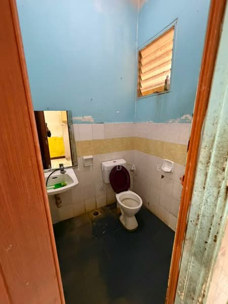 Rumah Teres 1-Tingkat untuk Dijual di Taman Pulai Indah (Johor Bahru) - Melinda Ee - Bathroom - PropertyGuru.com.my