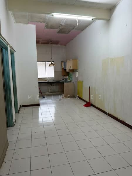 Rumah Teres 1-Tingkat untuk Dijual di Taman Pulai Indah (Johor Bahru) - Melinda Ee - Kitchen - PropertyGuru.com.my