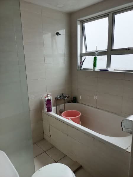 Condominium for Sale at The Boulevard - Jacky Lin - Bathroom - PropertyGuru.com.my