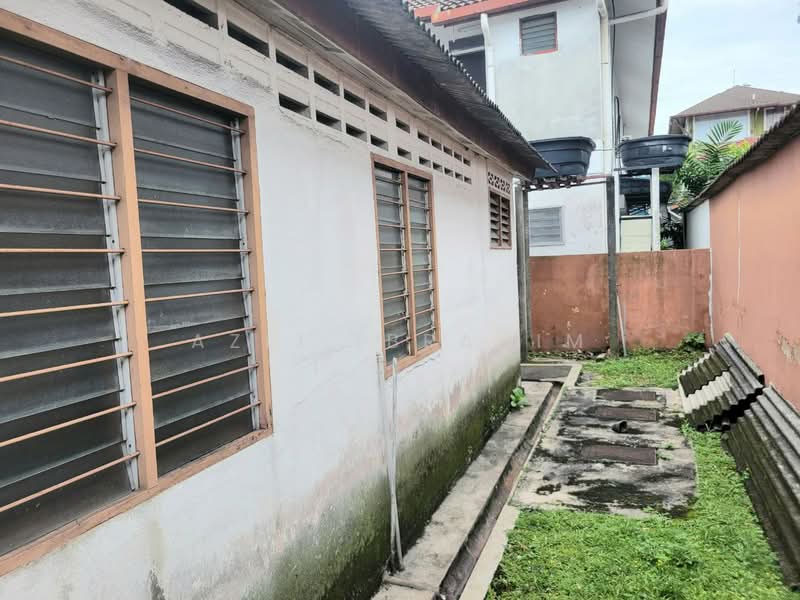 Tanah Kediaman untuk Dijual di Kampung Melayu Ampang (Ampang) - Azli Ibrahim - Exterior - PropertyGuru.com.my