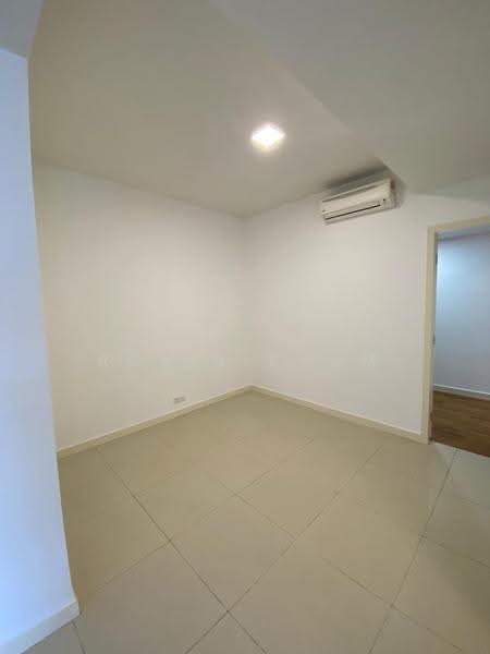 Service Residence for Sale at G Residence - Robin Chum - Interior - PropertyGuru.com.my