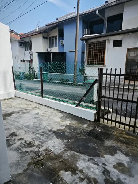 Rumah Teres 1.5 Tingkat untuk Disewa di Skudai (Johor) - Mandy Goh Siew Li - Exterior - PropertyGuru.com.my