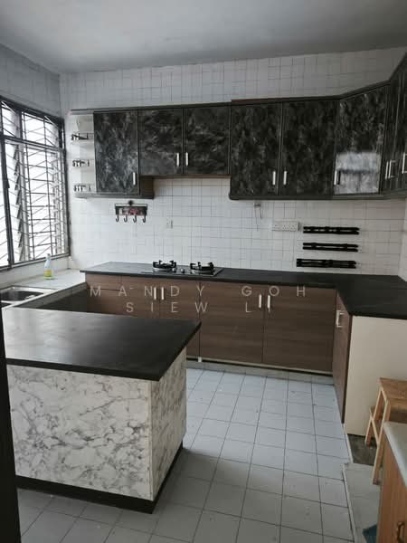Rumah Teres 1.5 Tingkat untuk Disewa di Skudai (Johor) - Mandy Goh Siew Li - Kitchen - PropertyGuru.com.my