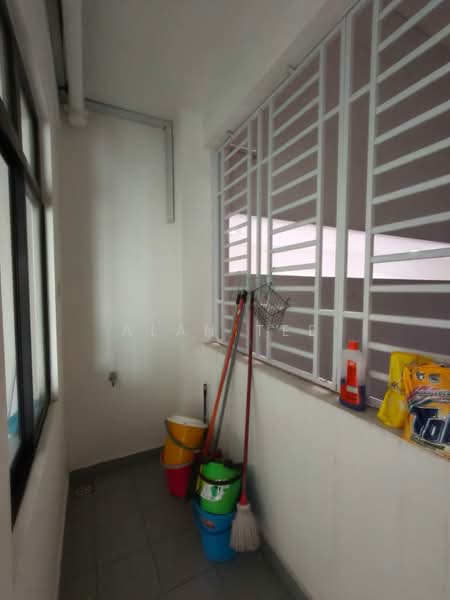 Servis Apartment untuk Dijual di The Platino Serviced Apartment - Alan Tee - Balcony - PropertyGuru.com.my