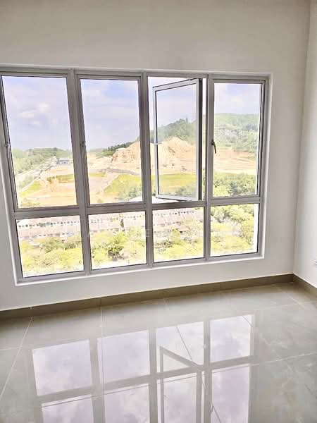 Servis Apartment untuk Dijual di Acacia Residences - Baxter Lim - View - PropertyGuru.com.my