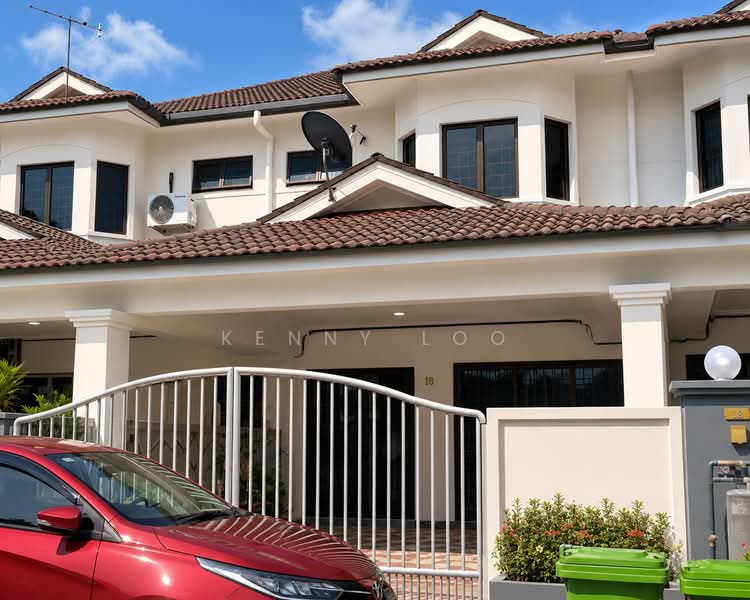 Rumah Teres 2 Tingkat untuk Dijual di Seri Teruntum (Kuantan) - Kenny Loo - Exterior - PropertyGuru.com.my