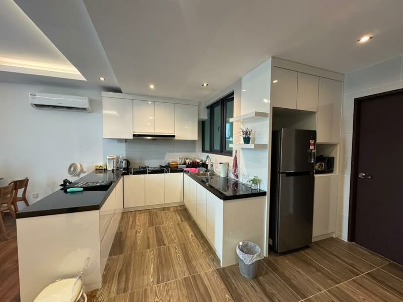 Semi-Detached House for Rent in Kuching (Sarawak) - Jeno Tan - Kitchen - PropertyGuru.com.my
