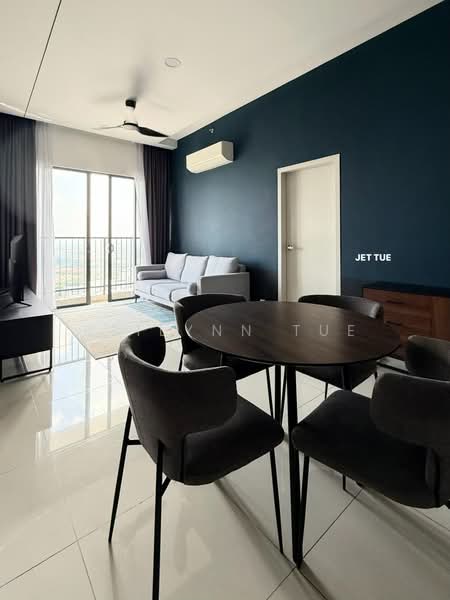 Servis Apartment untuk Disewa di Setia City Residences - Reilynn Tue - Living Room - PropertyGuru.com.my