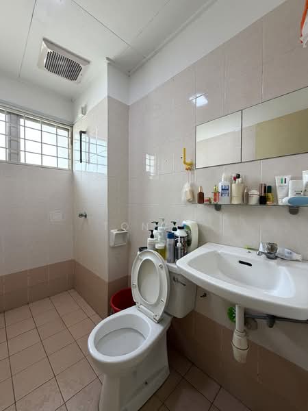 Rumah Teres untuk Dijual di Bandar Botanic (Klang) - Tony . - Bathroom - PropertyGuru.com.my