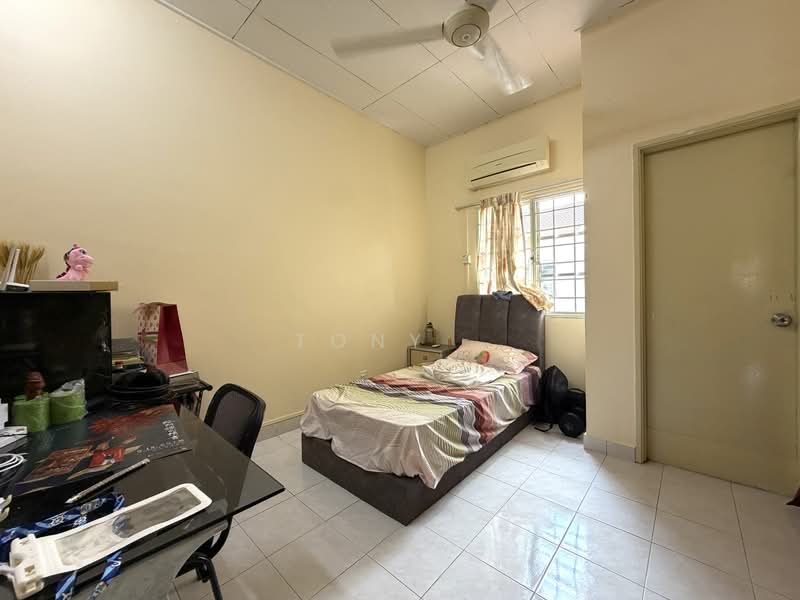 Rumah Teres untuk Dijual di Bandar Botanic (Klang) - Tony . - Bedroom - PropertyGuru.com.my