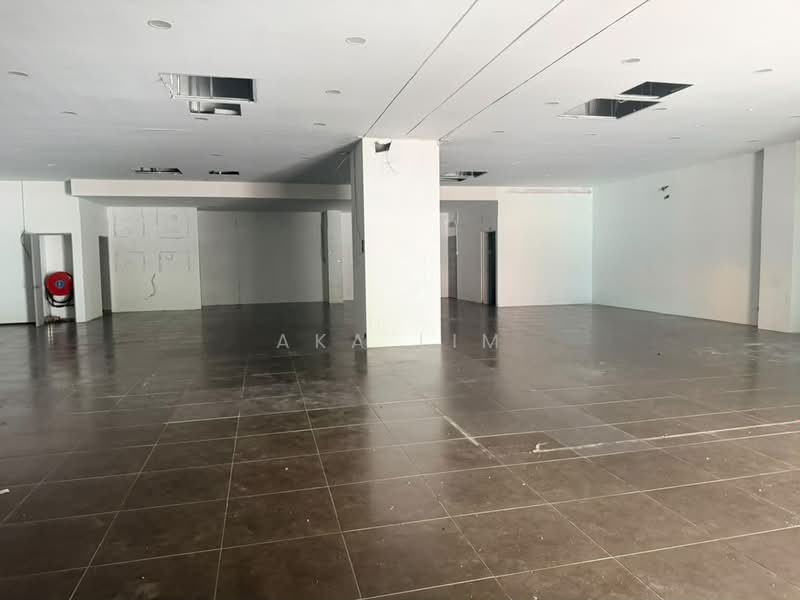 Shop for Sale in Sungai Besi (Kuala Lumpur) - Aka Lim - Interior - PropertyGuru.com.my