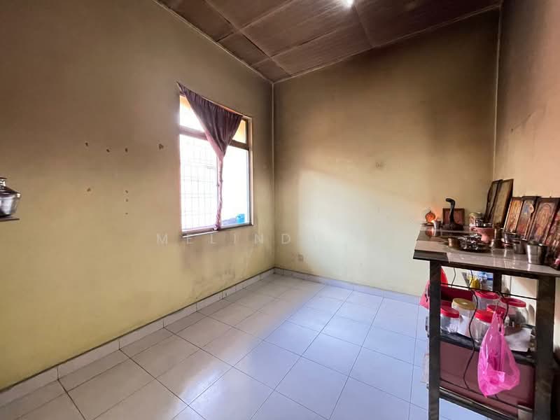 1-storey Terraced House for Sale in Taman Bestari Indah (Ulu Tiram) - Melinda Ee - Interior - PropertyGuru.com.my
