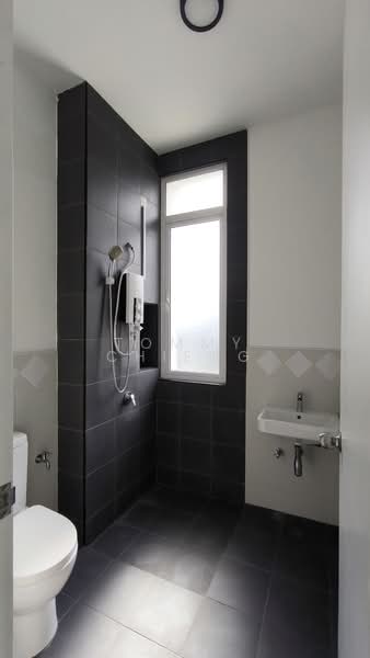 Rumah Teres 2 Tingkat untuk Disewa di Eco Majestic (Semenyih) - TOMMY CHIENG - Bathroom - PropertyGuru.com.my
