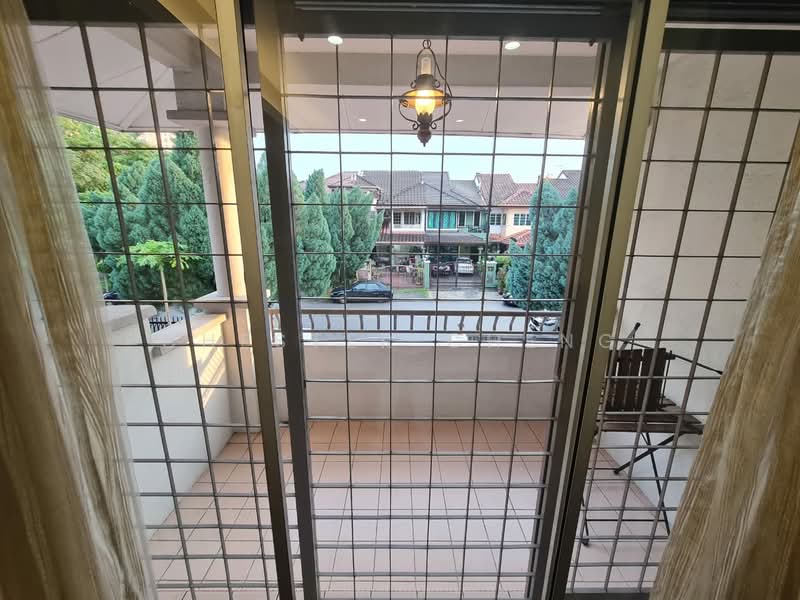 Rumah Teres untuk Dijual di Usj 18 (Subang Jaya) - Chester Cheng - Balcony - PropertyGuru.com.my