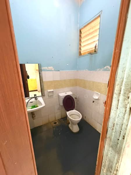 Rumah Teres 1-Tingkat untuk Dijual di Taman Pulai Indah (Johor Bahru) - Janice Yong - Bathroom - PropertyGuru.com.my