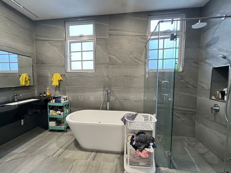 Bungalow House for Sale in Taman Ekoflora (Johor Bahru) - Lauren Chai - Bathroom - PropertyGuru.com.my