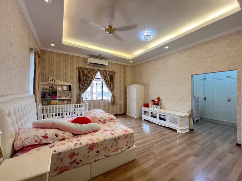 Semi-Detached House for Sale in Taman Guan Joo Seng (Jelutong) - Ee Lin Lim - PropertyGuru.com.my