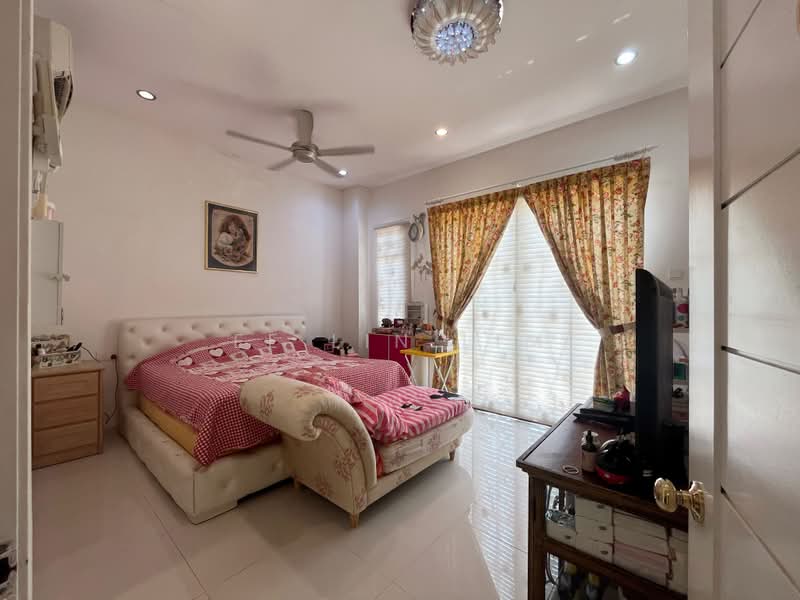 Semi-Detached House for Sale in Taman Guan Joo Seng (Jelutong) - Ee Lin Lim - PropertyGuru.com.my