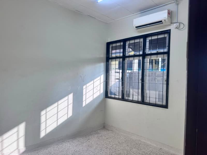 Rumah Teres 1 Tingkat untuk Dijual di Taman Daya (Johor Bahru) - Jyez Lee - PropertyGuru.com.my